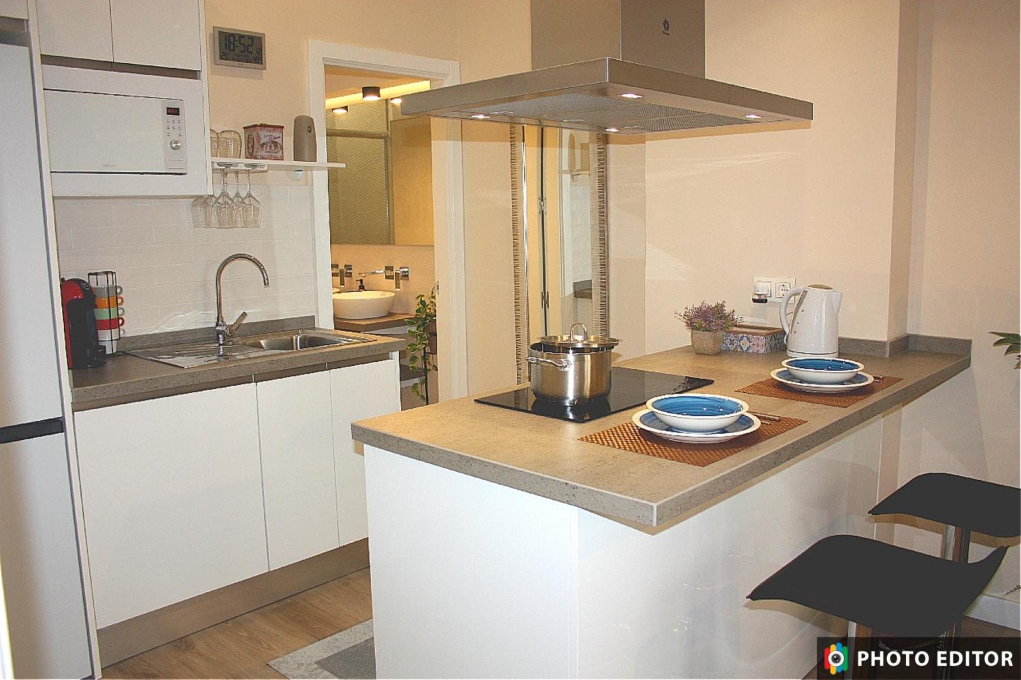 San Luis Downtown & Pool Apartment Севилья Экстерьер фото